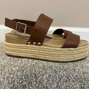 STEVE MADDEN PLATFORM ESPADRILLES SIZE 7.5 WOMENS